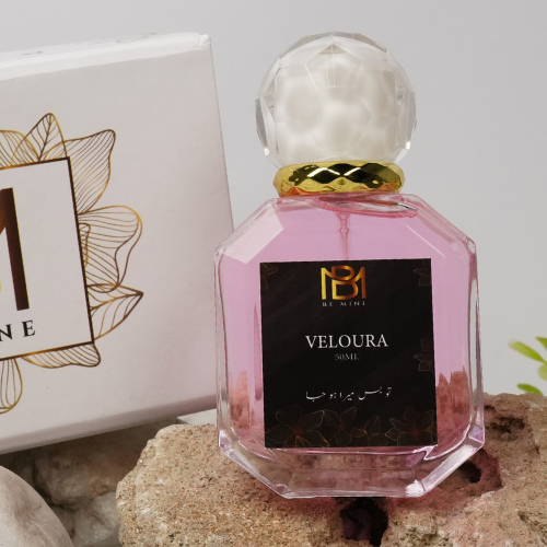 Veloura